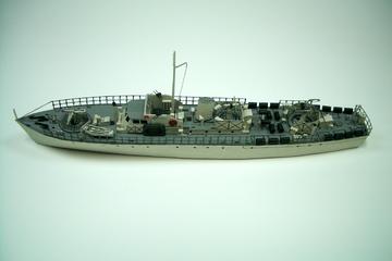  t.360x360.fairmile b escort 146